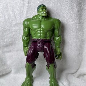 Marvel Titans Hero Series Hulk 11.5” 2013 Moveable Arms and Legs Plastic